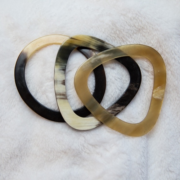 Set of 3 Multi-color Plastic Bangles - Picture 2 of 2